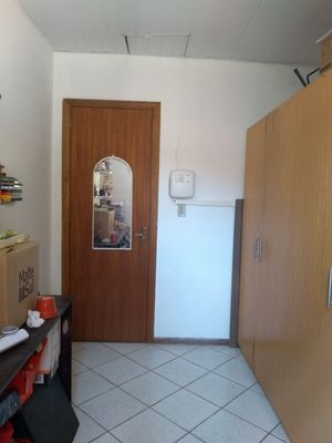 Image 7 - 179640