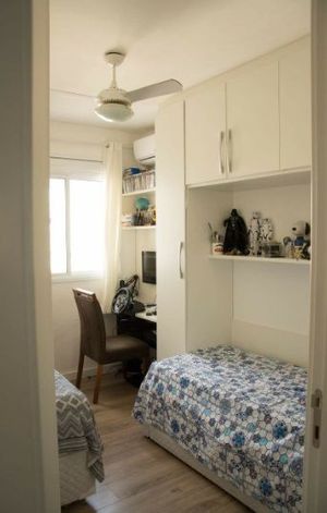 Image 13 - 179682