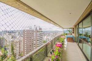 Image 11 - 179692