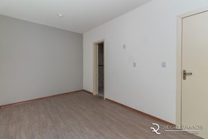 Image 4 - 179752