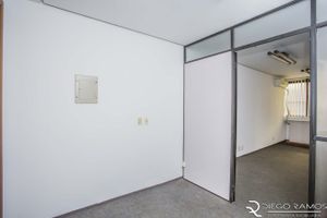 Image 15 - 179925