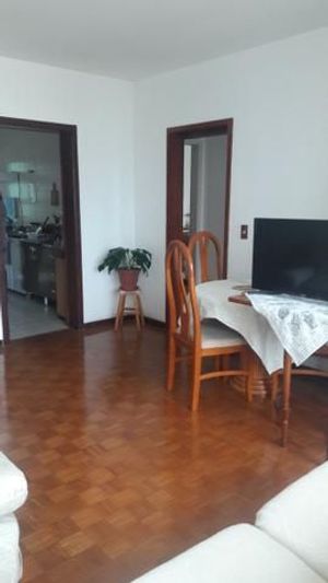 Image 10 - 179937