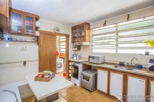 Image 48 - 179944