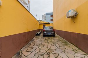 Image 16 - 180026