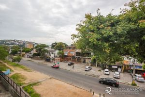 Image 15 - 180066