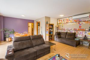 Image 2 - 180071