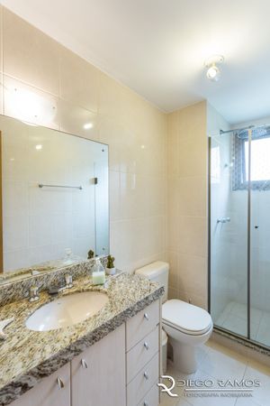 Image 19 - 180071