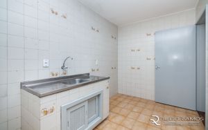 Image 11 - 180096