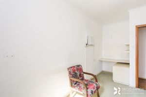 Image 3 - 180137