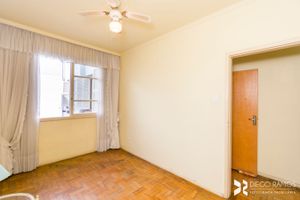 Image 8 - 180137