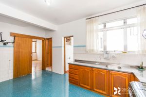 Image 18 - 180137
