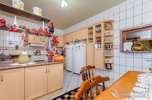 Image 19 - 180334