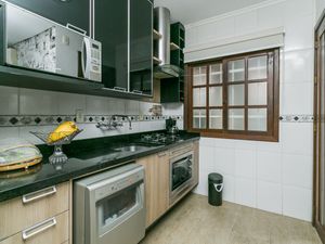 Image 22 - 180363