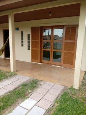 Image 8 - 180385