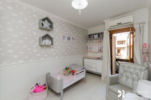 Image 22 - 180450