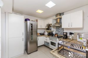 Image 33 - 180450