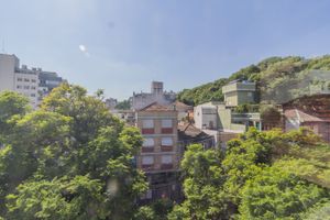 Image 8 - 180516
