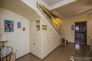 Image 4 - 180598