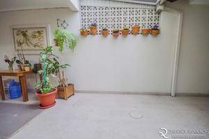 Image 8 - 180598