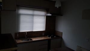 Image 4 - 180608