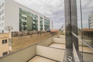 Image 6 - 180615