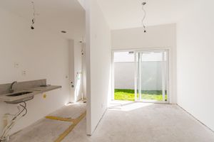 Image 21 - 180620