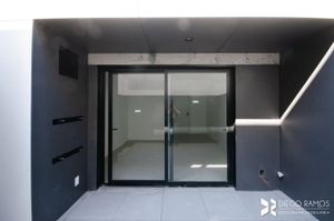 Image 4 - 180714