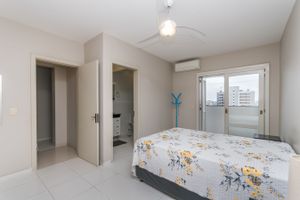 Image 11 - 180773