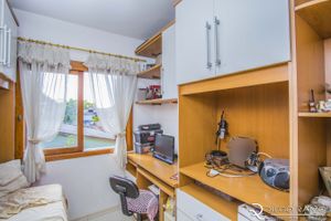 Image 21 - 180778