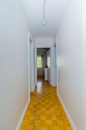 Image 5 - 180933