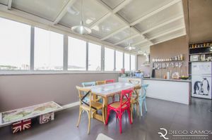 Image 9 - 180935