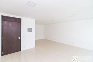 Image 1 - 180936