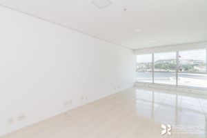 Image 6 - 180936