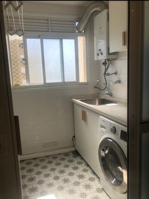Image 10 - 181001