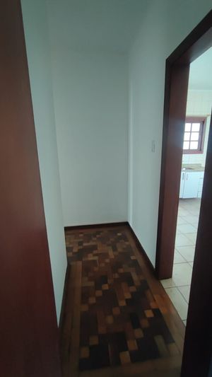 Image 12 - 181090