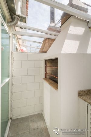 Image 15 - 181252