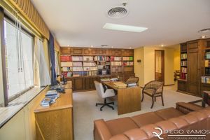 Image 1 - 181282