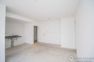 Image 27 - 181358