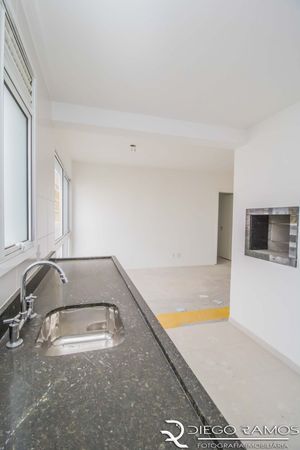 Image 4 - 181428