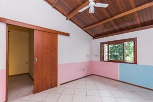 Image 19 - 181439