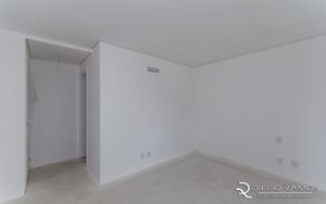 Image 15 - 181457