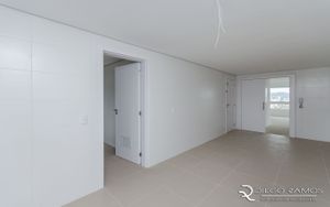 Image 21 - 181457