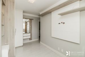 Image 8 - 181518