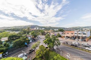 Image 6 - 181533