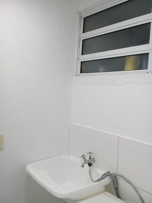 Image 18 - 181533