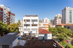 Image 11 - 181545