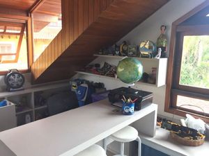 Image 17 - 181547