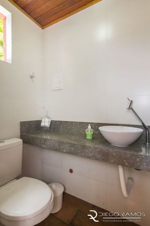 Image 35 - 181618