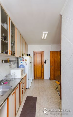 Image 18 - 181632