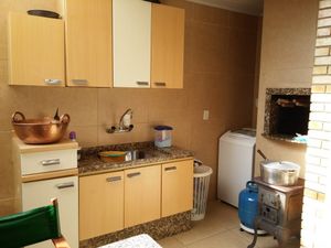 Image 8 - 181689